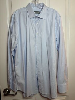 EUC Canali Men's Light Blue Subtle Print Dress Shirt Sz 44-17.5